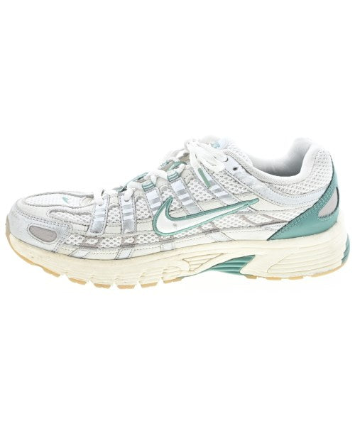NIKE รองเท้าผ้าใบ