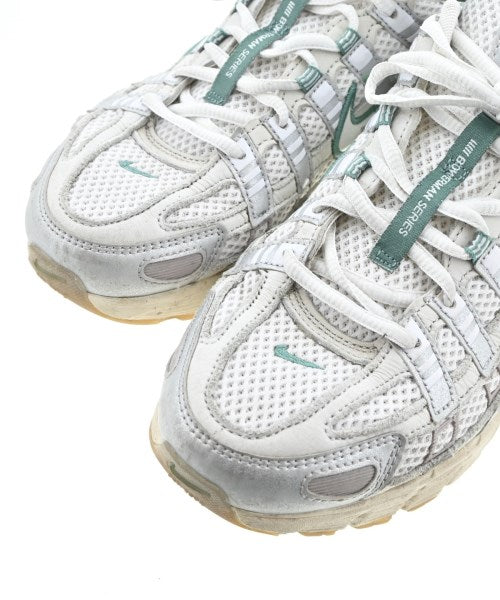 NIKE รองเท้าผ้าใบ