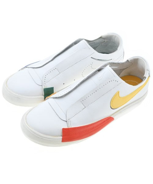 NIKE รองเท้าผ้าใบ