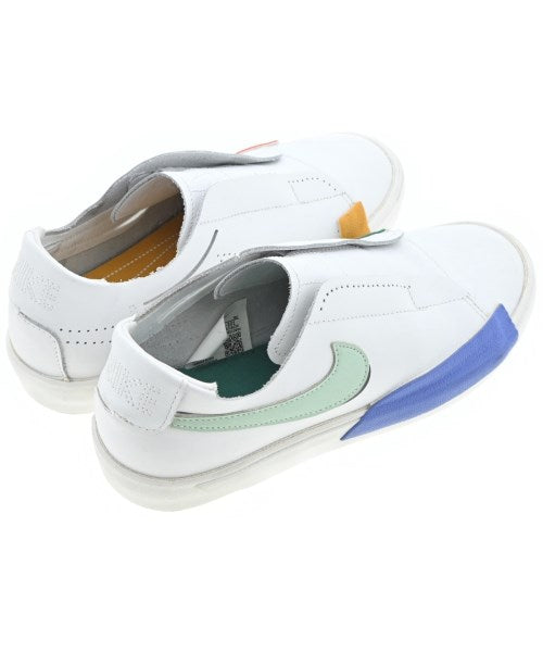 NIKE รองเท้าผ้าใบ