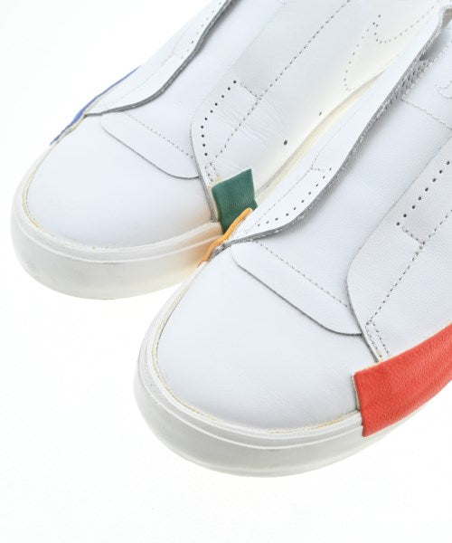 NIKE รองเท้าผ้าใบ