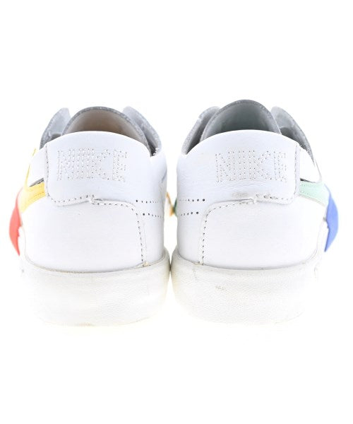 NIKE รองเท้าผ้าใบ