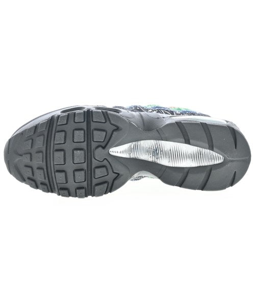 NIKE รองเท้าผ้าใบ
