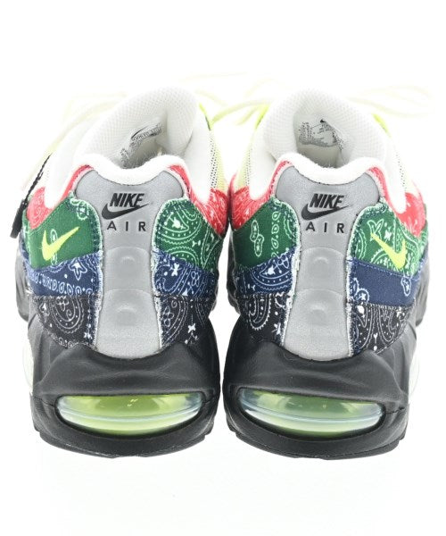 NIKE รองเท้าผ้าใบ