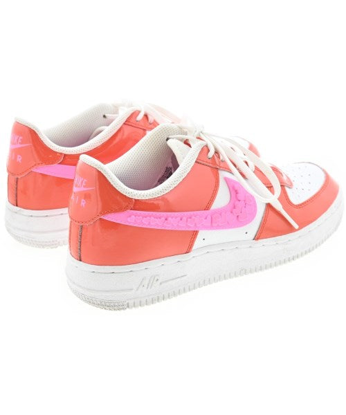 NIKE รองเท้าผ้าใบ