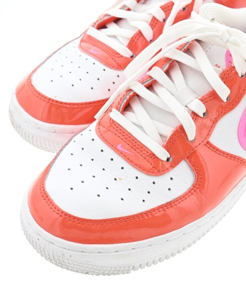 NIKE รองเท้าผ้าใบ