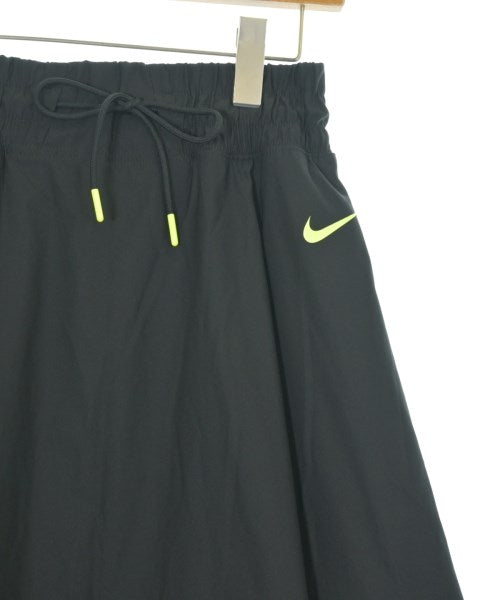 NIKE กระโปรงยาว/แม็กซี่ยาว