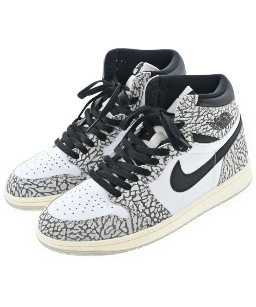 NIKE รองเท้าผ้าใบ