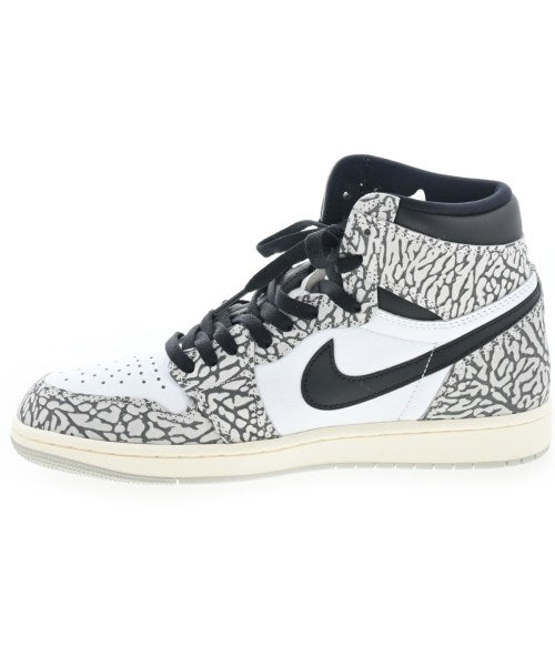 NIKE รองเท้าผ้าใบ
