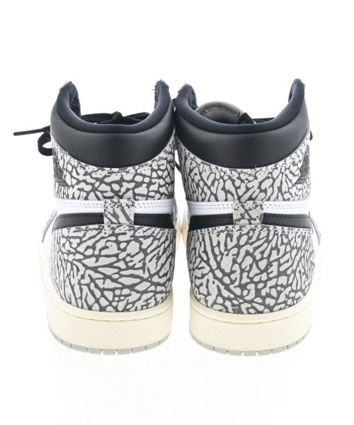 NIKE รองเท้าผ้าใบ