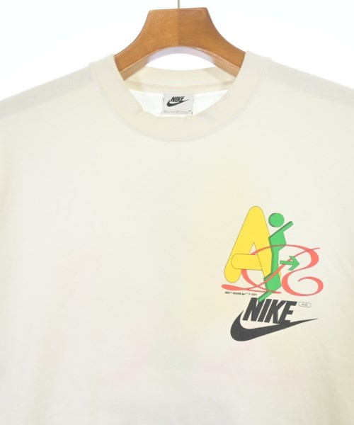 NIKE เสื้อยืด/เสื้อท็อปส์