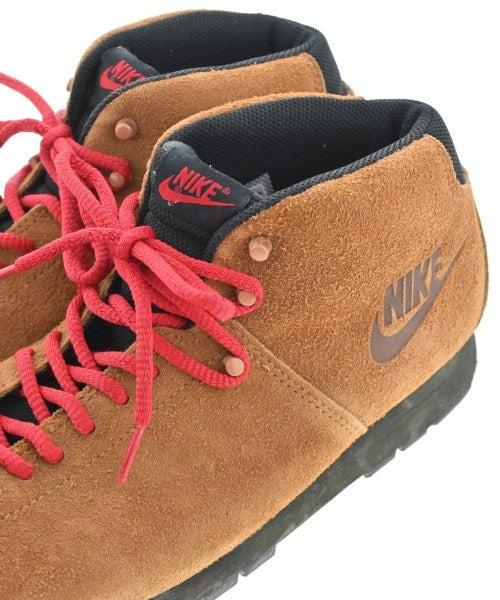 NIKE รองเท้าผ้าใบ