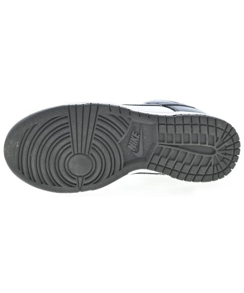 NIKE รองเท้าผ้าใบ