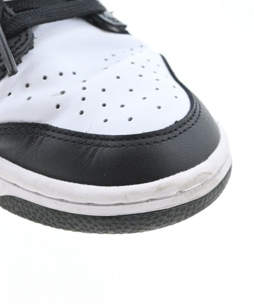NIKE รองเท้าผ้าใบ