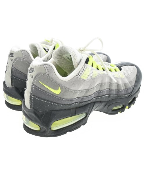 NIKE รองเท้าผ้าใบ