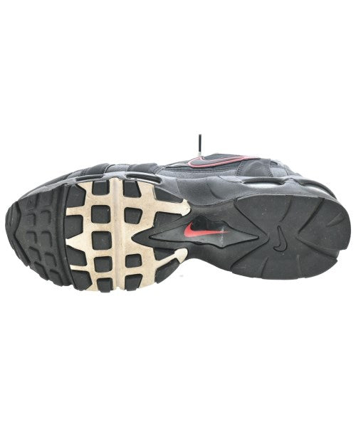 NIKE รองเท้าผ้าใบ