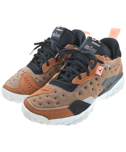 NIKE รองเท้าผ้าใบ