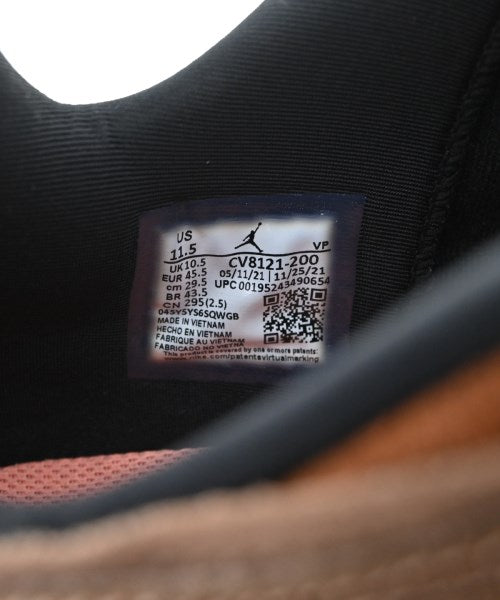 NIKE รองเท้าผ้าใบ