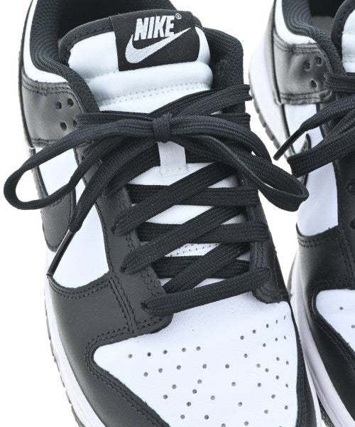 NIKE รองเท้าผ้าใบ