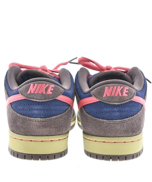 NIKE รองเท้าผ้าใบ