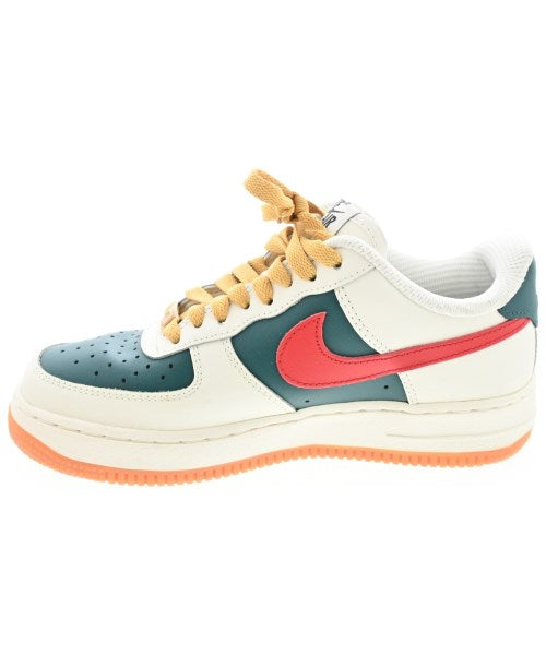 NIKE รองเท้าผ้าใบ