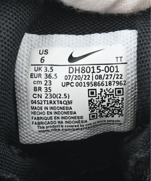 NIKE รองเท้าผ้าใบ
