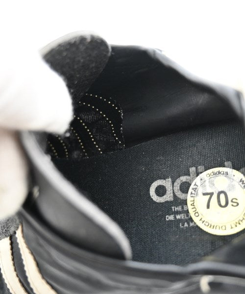 adidas รองเท้าผ้าใบ
