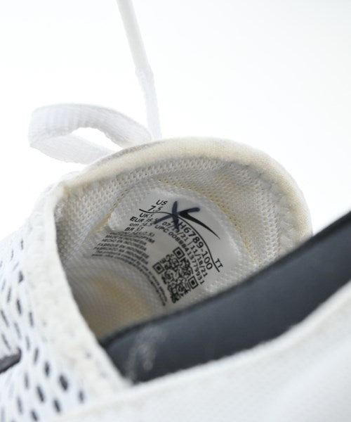 NIKE รองเท้าผ้าใบ