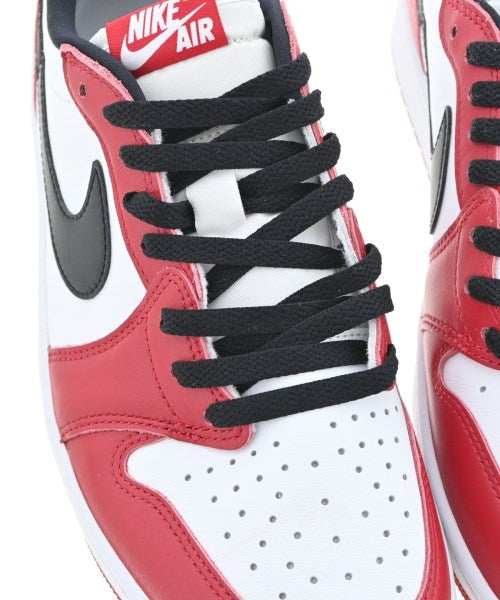 NIKE รองเท้าผ้าใบ