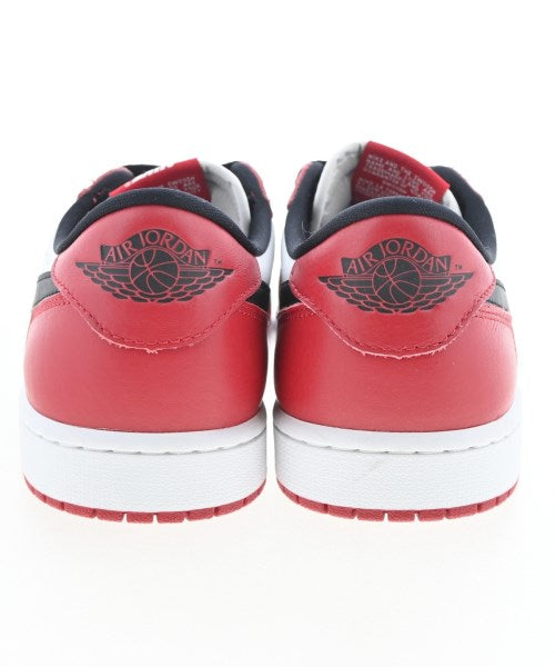 NIKE รองเท้าผ้าใบ