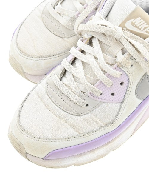 NIKE รองเท้าผ้าใบ