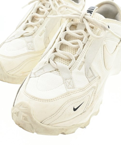 NIKE รองเท้าผ้าใบ