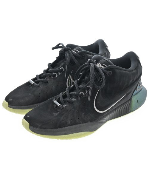 NIKE รองเท้าผ้าใบ