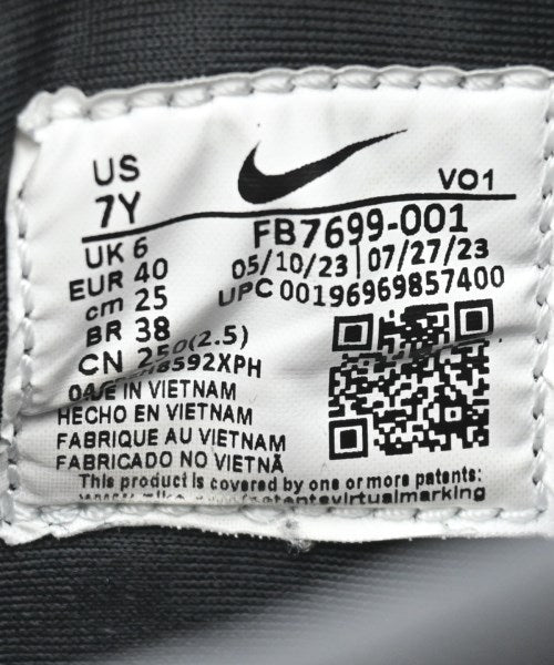 NIKE รองเท้าผ้าใบ