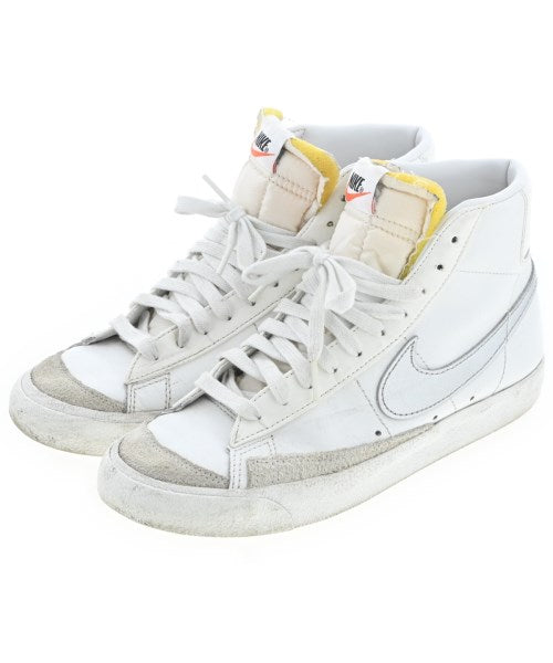 NIKE รองเท้าผ้าใบ