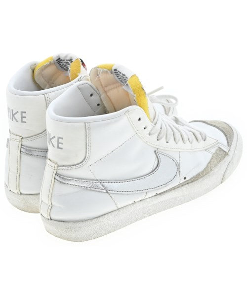 NIKE รองเท้าผ้าใบ