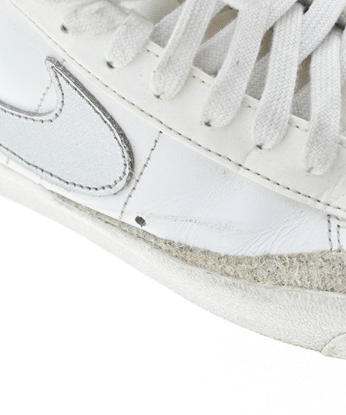 NIKE รองเท้าผ้าใบ