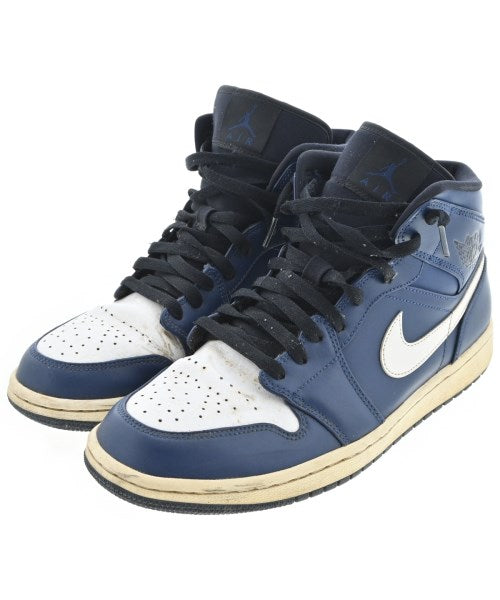 NIKE รองเท้าผ้าใบ