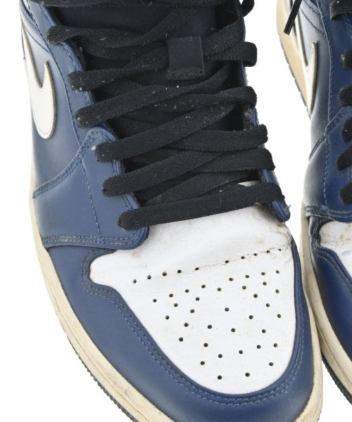 NIKE รองเท้าผ้าใบ