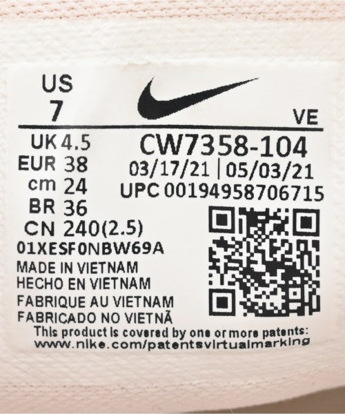 NIKE รองเท้าผ้าใบ