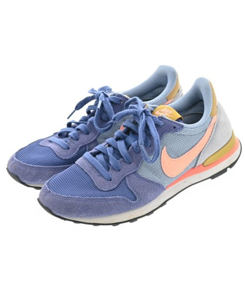 NIKE รองเท้าผ้าใบ