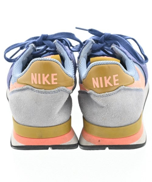 NIKE รองเท้าผ้าใบ