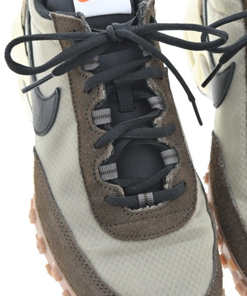 NIKE รองเท้าผ้าใบ