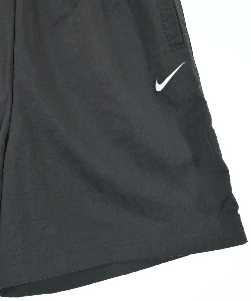 NIKE กางเกงขาสั้น