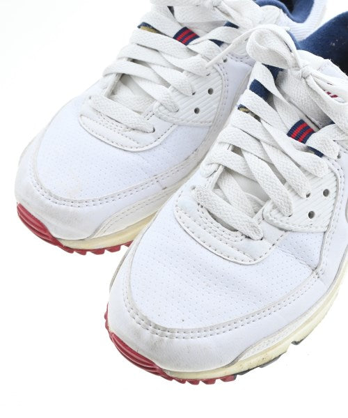 NIKE รองเท้าผ้าใบ