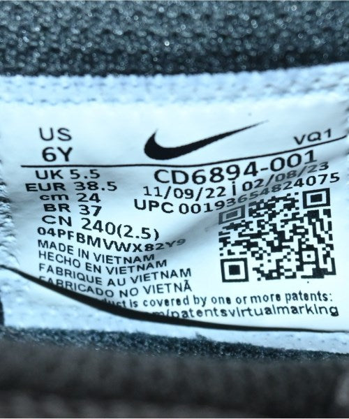 NIKE รองเท้าผ้าใบ