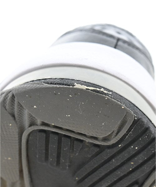 NIKE รองเท้าผ้าใบ
