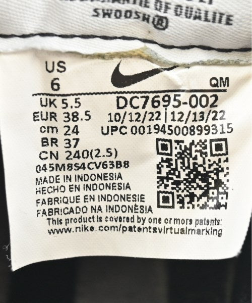 NIKE รองเท้าผ้าใบ