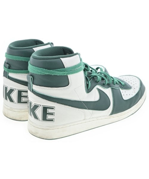 NIKE รองเท้าผ้าใบ