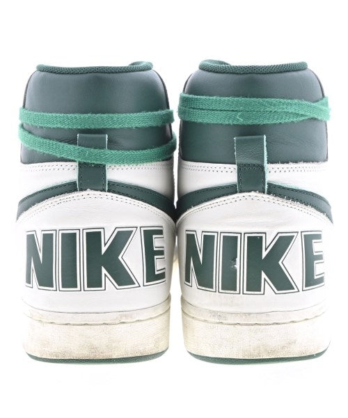 NIKE รองเท้าผ้าใบ